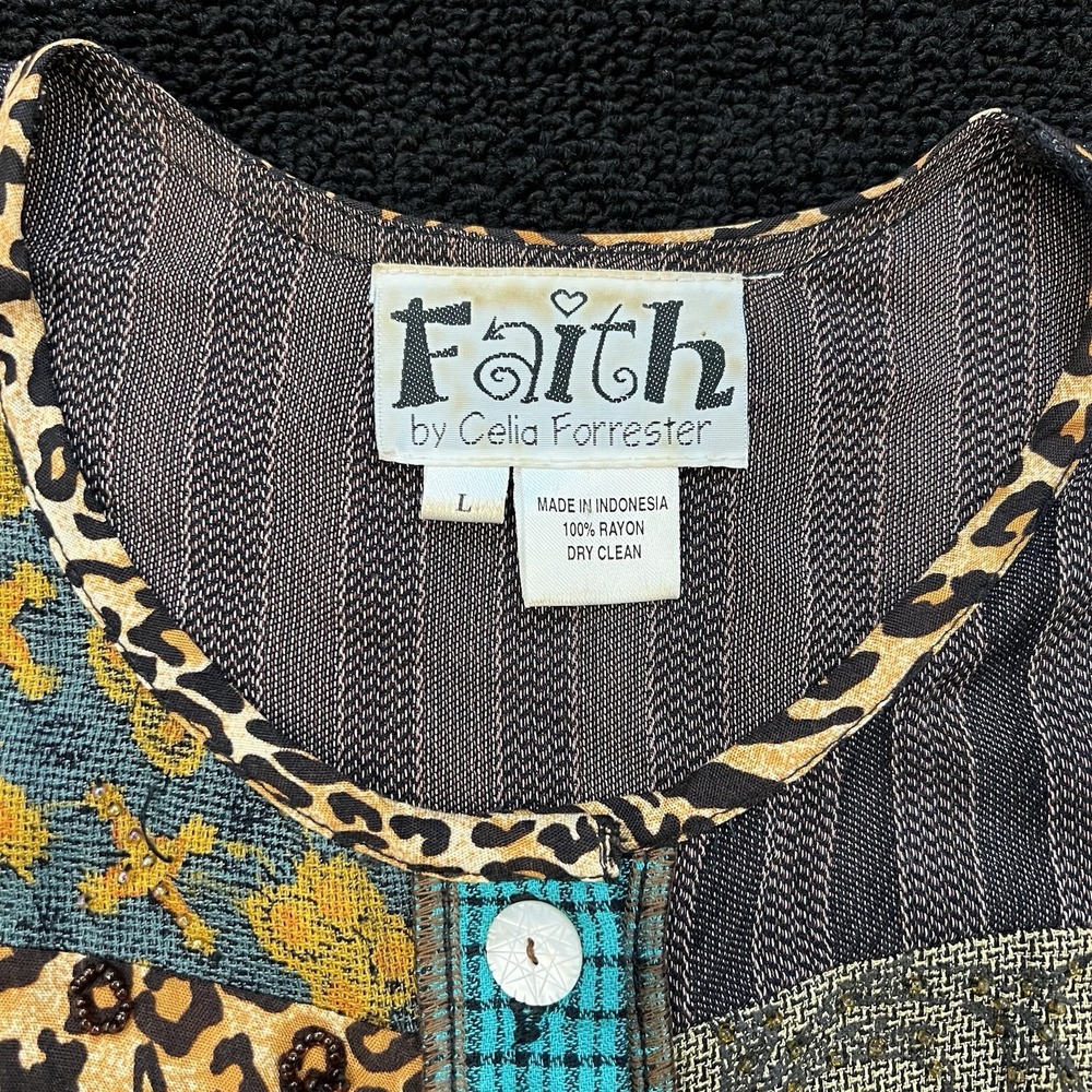 Faith Celia Forrester Vest L Patchwork Mixed Print Boho Artsy Unique Whimsy - Picture 3 of 8